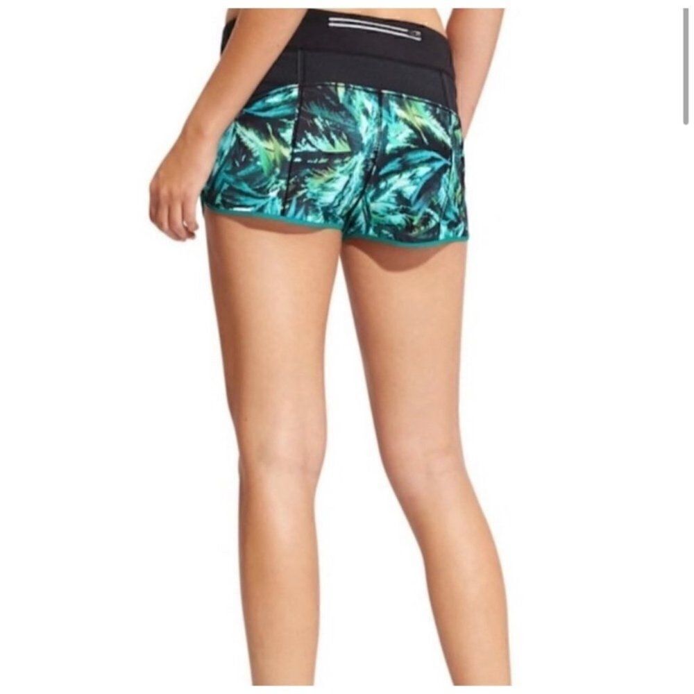 Athleta Track This Run Nepali Teal 3 Inch Athletic Shorts XS